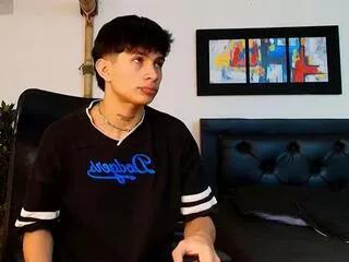 angeel_thomas from Flirt4Free