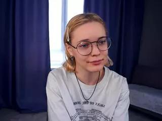 ashleigh_connington from Flirt4Free