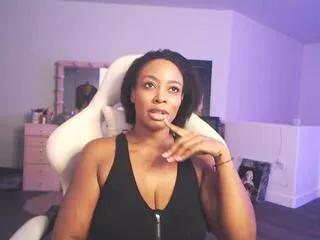 bri_love from Flirt4Free