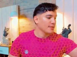 esteban_morenoo from Flirt4Free