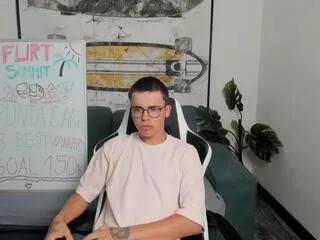 lachy_holland from Flirt4Free