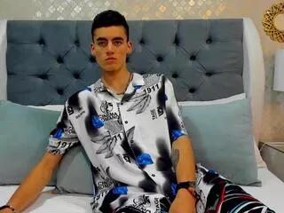 master_chy from Flirt4Free
