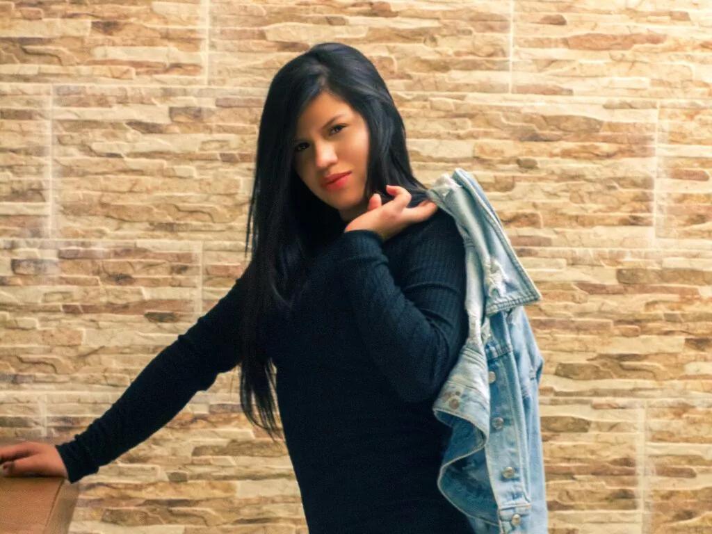 AlishaHeredia from LiveJasmin