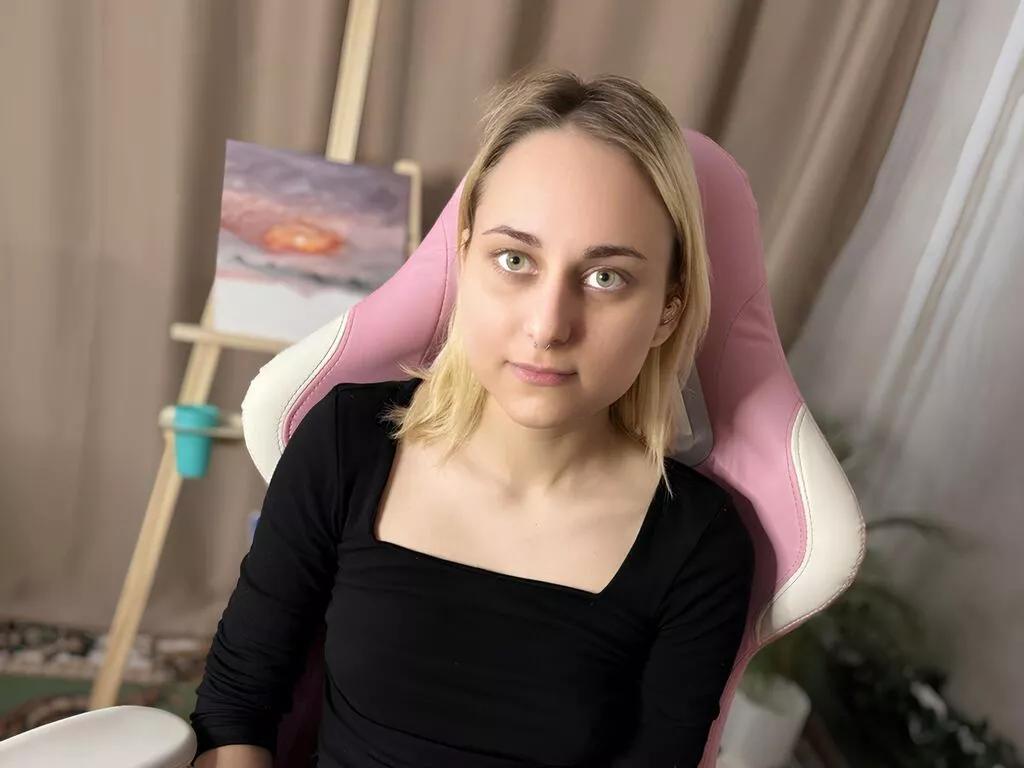 AmyEvansy from LiveJasmin