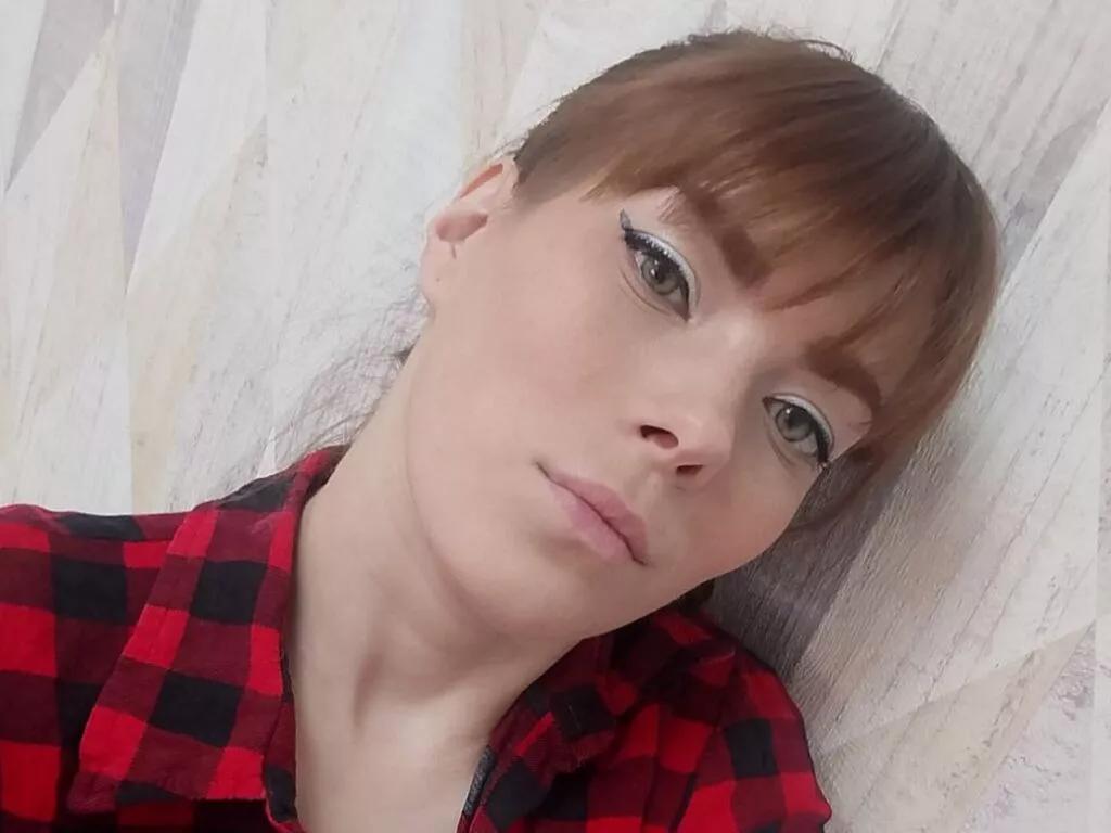 AnnaClown from LiveJasmin