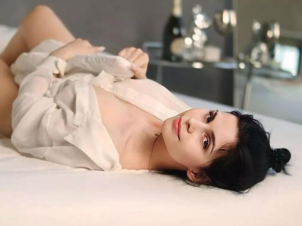 AnneBekker from LiveJasmin