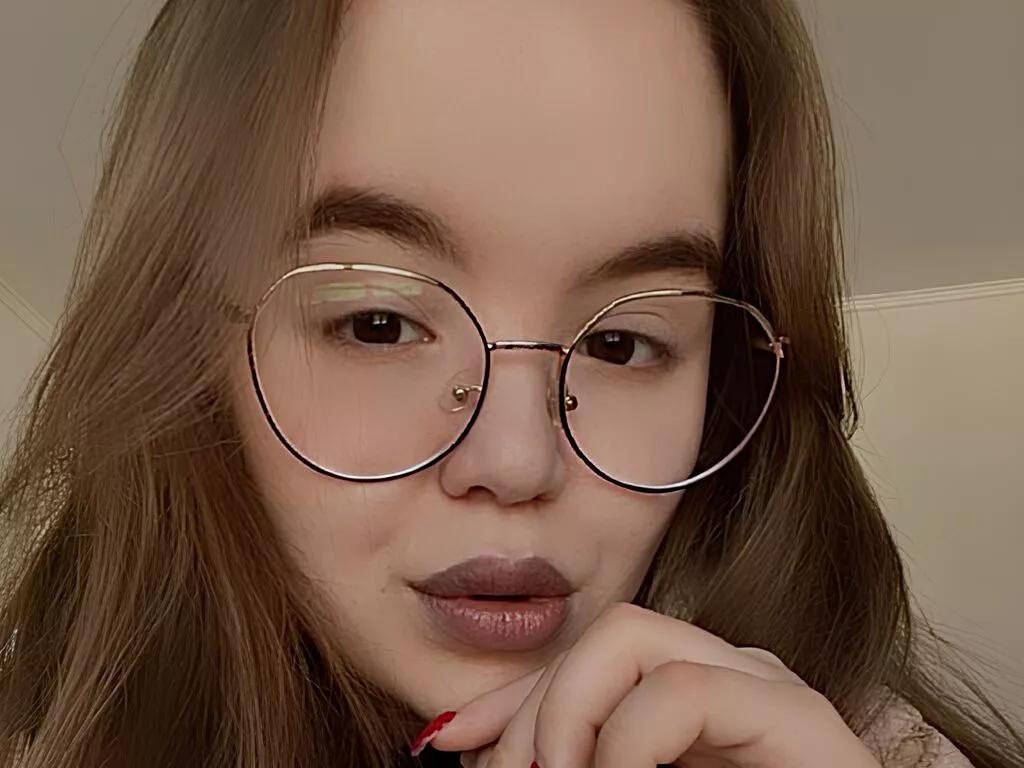 AnnetPovilain from LiveJasmin
