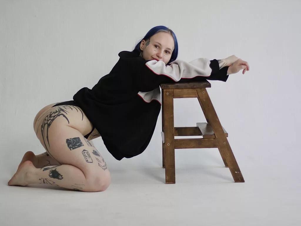 BrendaNix from LiveJasmin