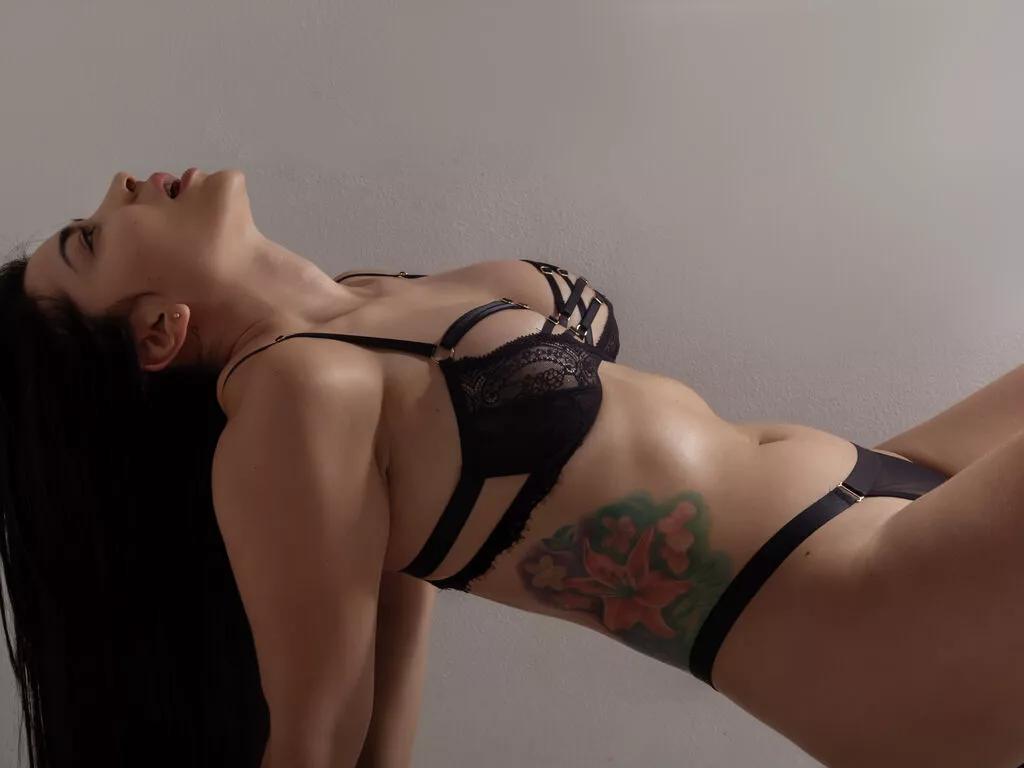 DanielaHernande from LiveJasmin