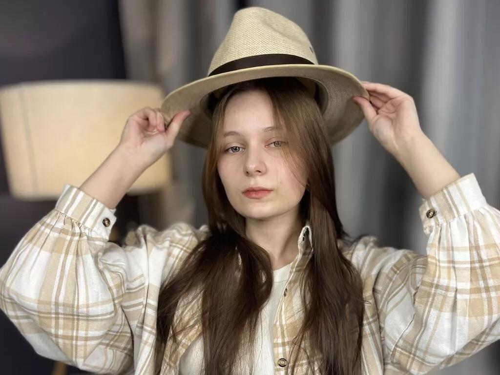 DareleneBanbury from LiveJasmin