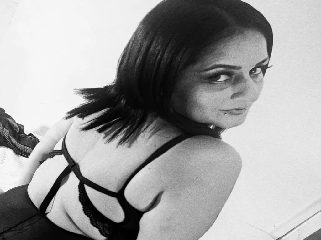 DevoraClarke from LiveJasmin