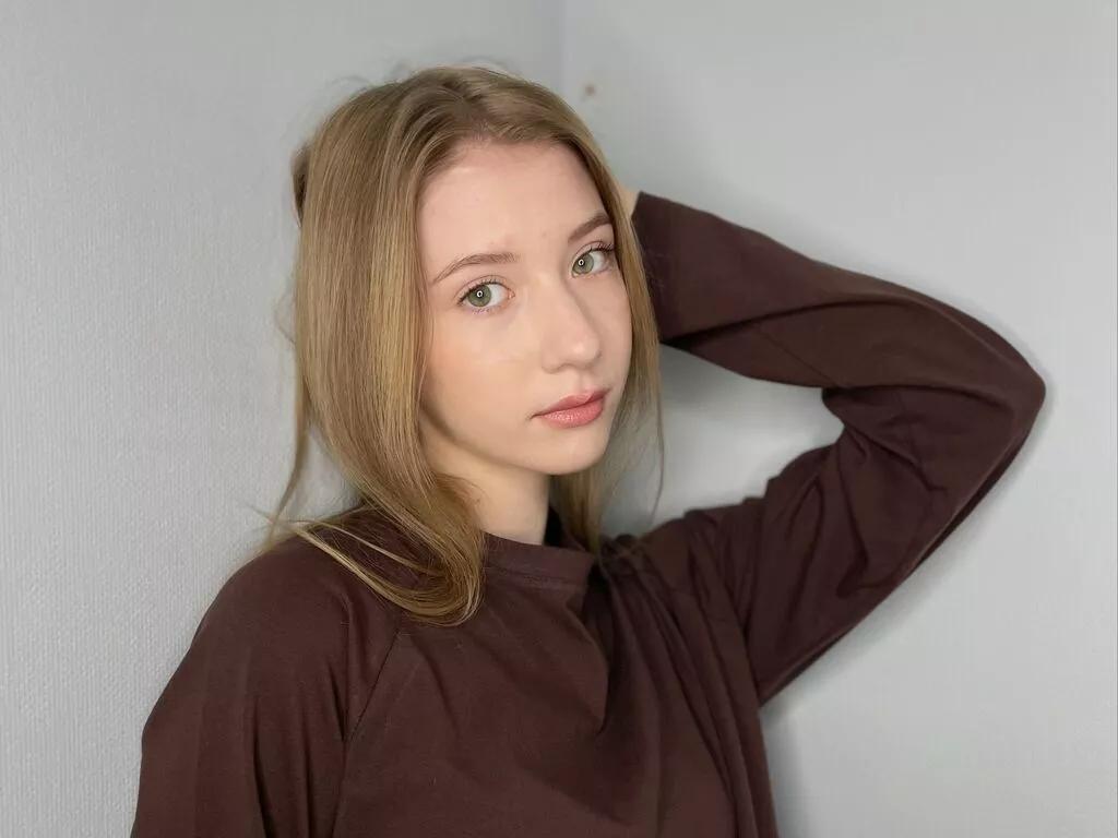 JulianaDarter from LiveJasmin