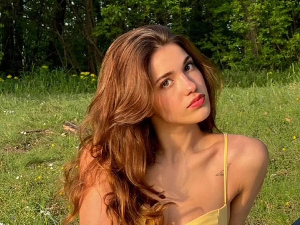 KessieCox from LiveJasmin