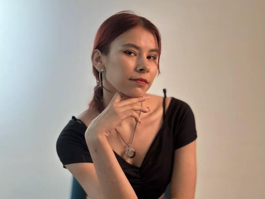 MintaMaguire from LiveJasmin