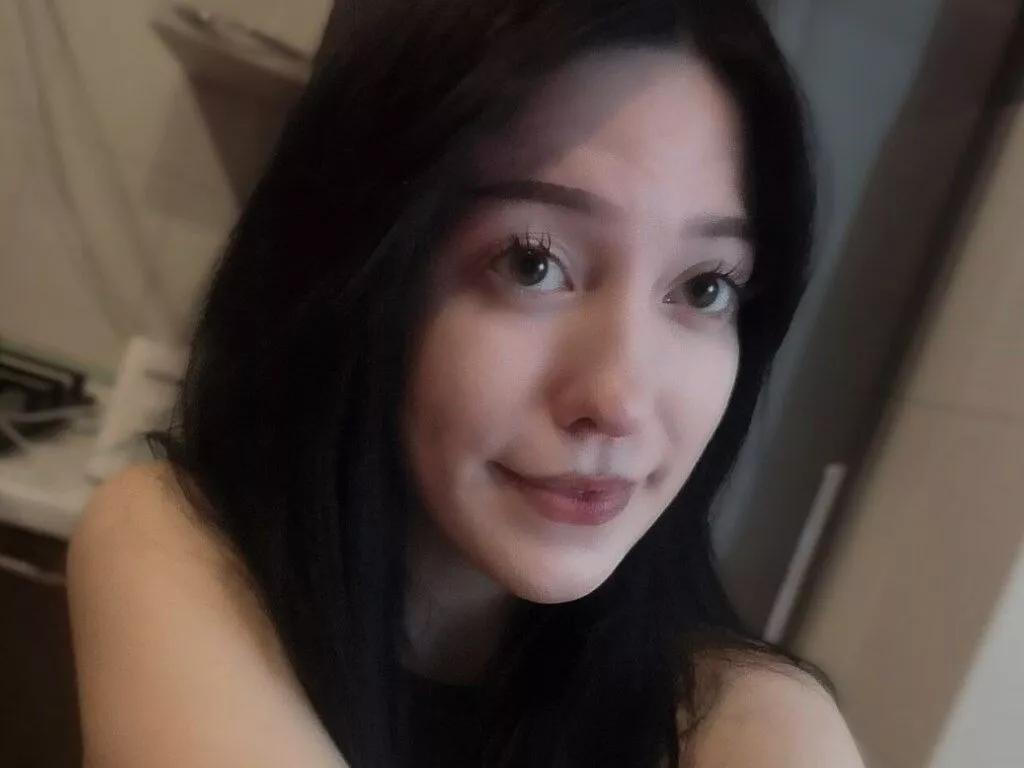 PrimroseBingham from LiveJasmin