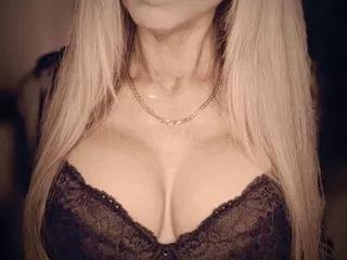 Bee_HoneyXX from Streamate