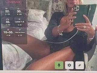 CougarAng57 from Streamate