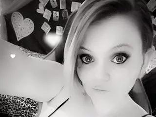 Honey_Chambers from Streamate