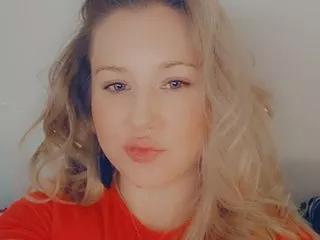 JuicyLenaBabyy from Streamate