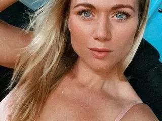 KateDivineUK from Streamate