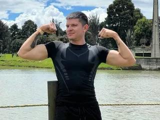 maximo_leon20 from Streamate