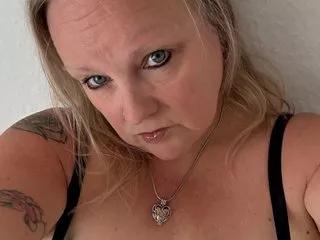 MzzDee from Streamate