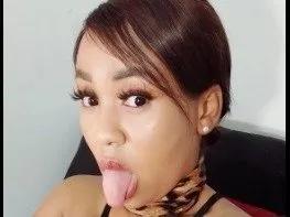 roxxy1220 from Streamate