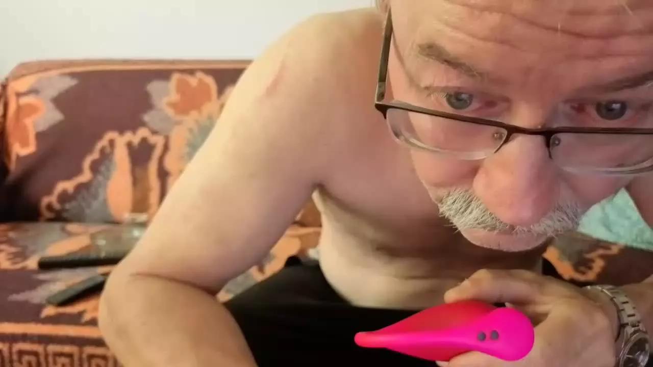 cumloverboyxxx69 from Streamray