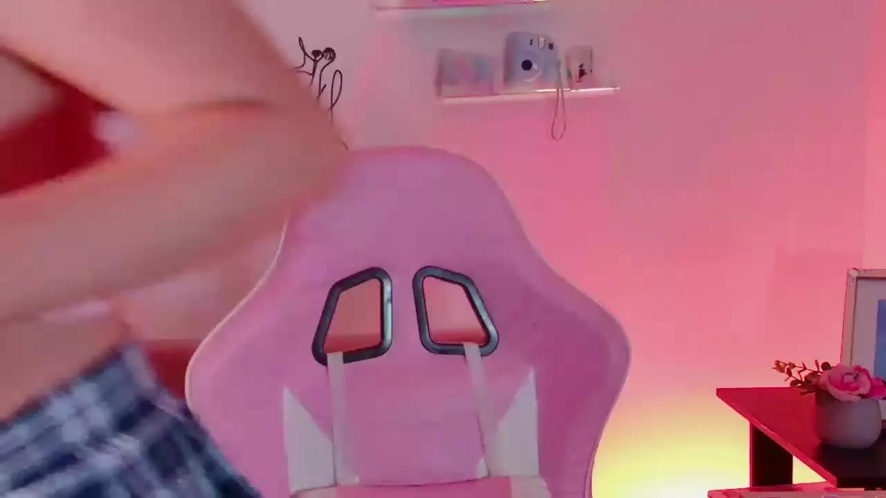 EmiFerreira from Streamray