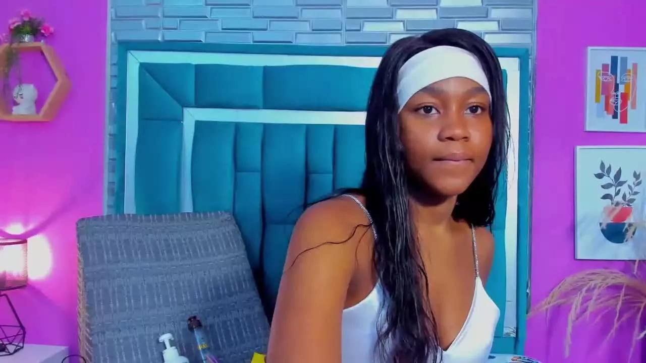 EMMA_SANTANA1 from Streamray