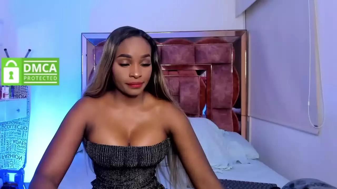 Mina_Holly from Streamray