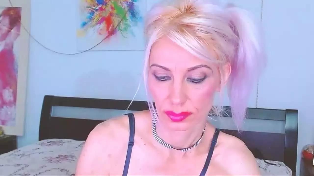 MissLaraHoney from Streamray