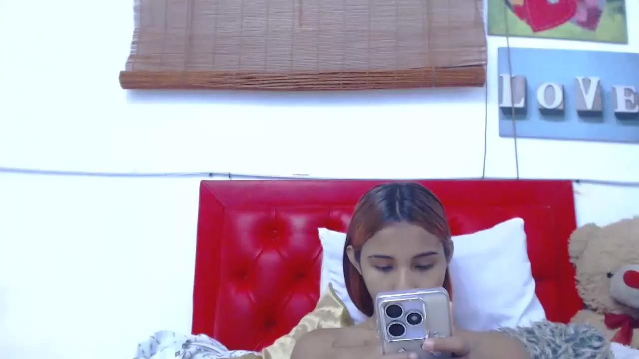 YourBustyPetite from Streamray