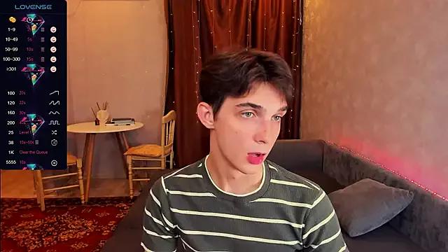 Aaron_Boom from StripChat