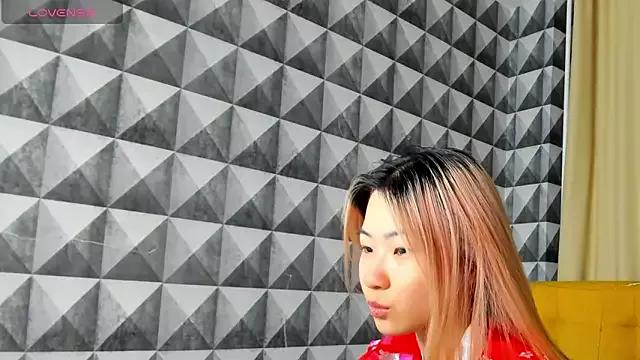 Aisi_18 from StripChat