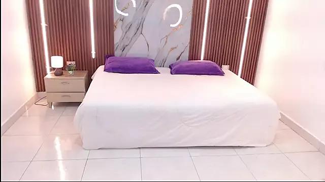aixa_show from StripChat