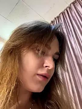 AllaTousNew from StripChat