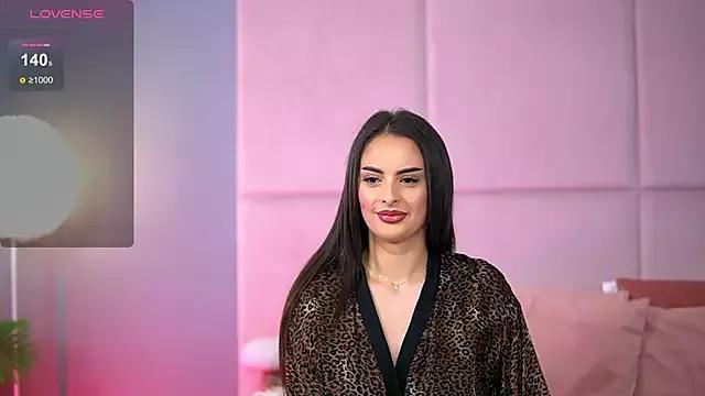 AlmaLuv from StripChat