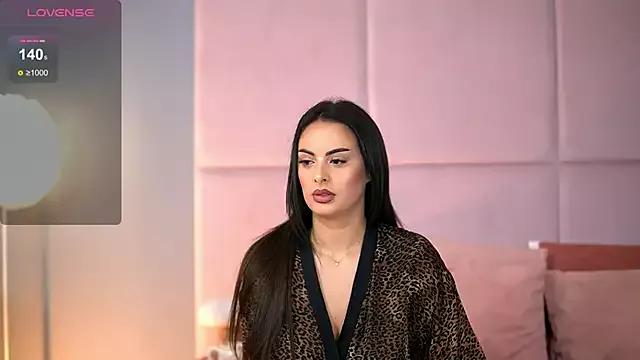 AlmaLuv from StripChat