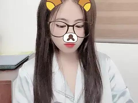 Amelia-babee from StripChat