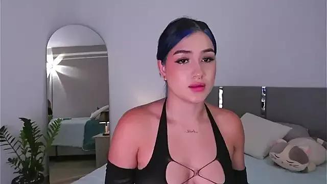 AnnyHizzle from StripChat