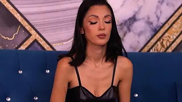 AriannaClover from StripChat