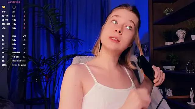AriaraNoir from StripChat