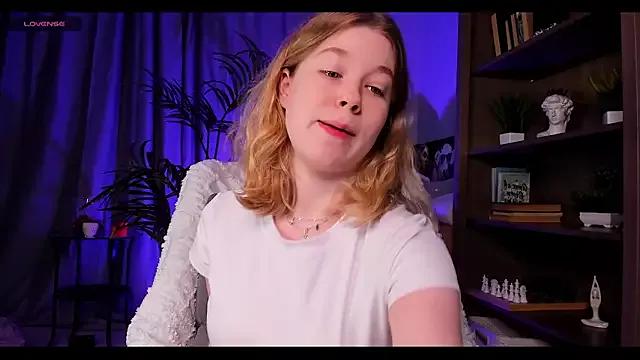 AriaraNoir from StripChat
