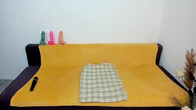 Arya_Lexy from StripChat