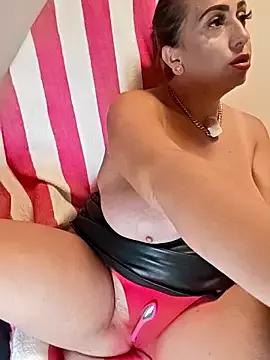 AvaNastyMilf from StripChat