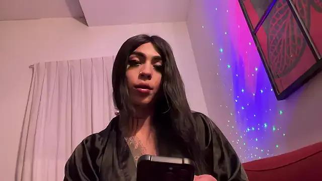 babybriexxx from StripChat