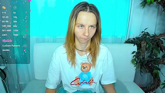 Bell_a_mi_ from StripChat