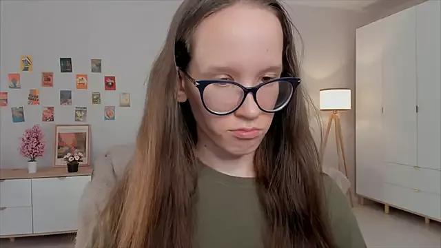 BettyBrowni from StripChat