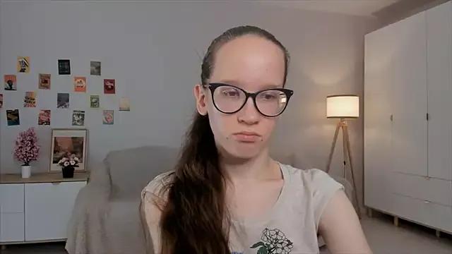 BettyBrowni from StripChat